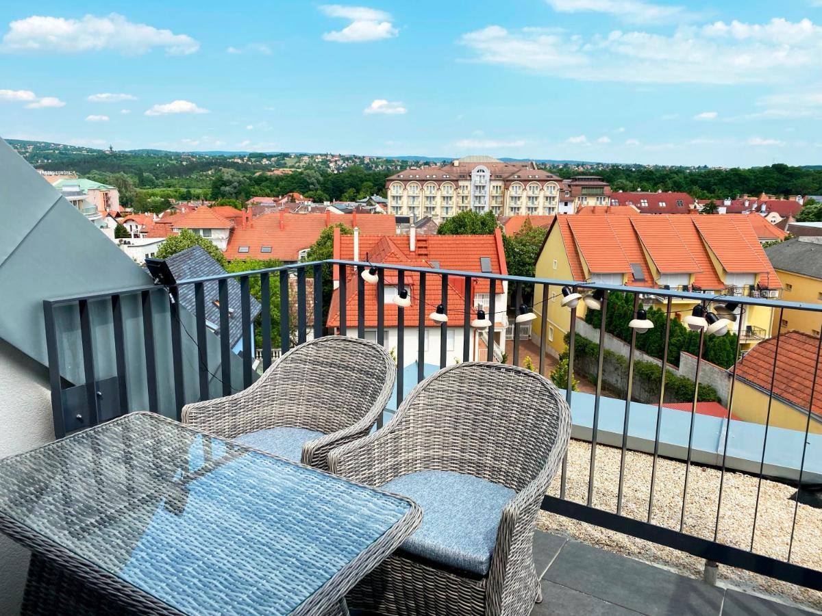 Panorama View Apartment In City Center Heviz Luaran gambar