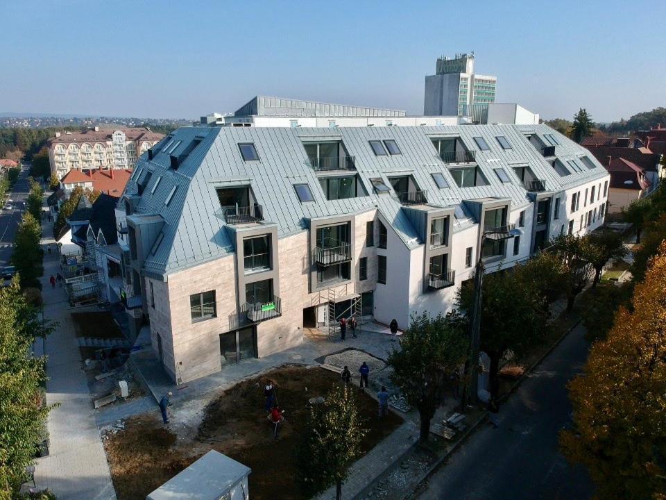 Panorama View Apartment In City Center Heviz Luaran gambar